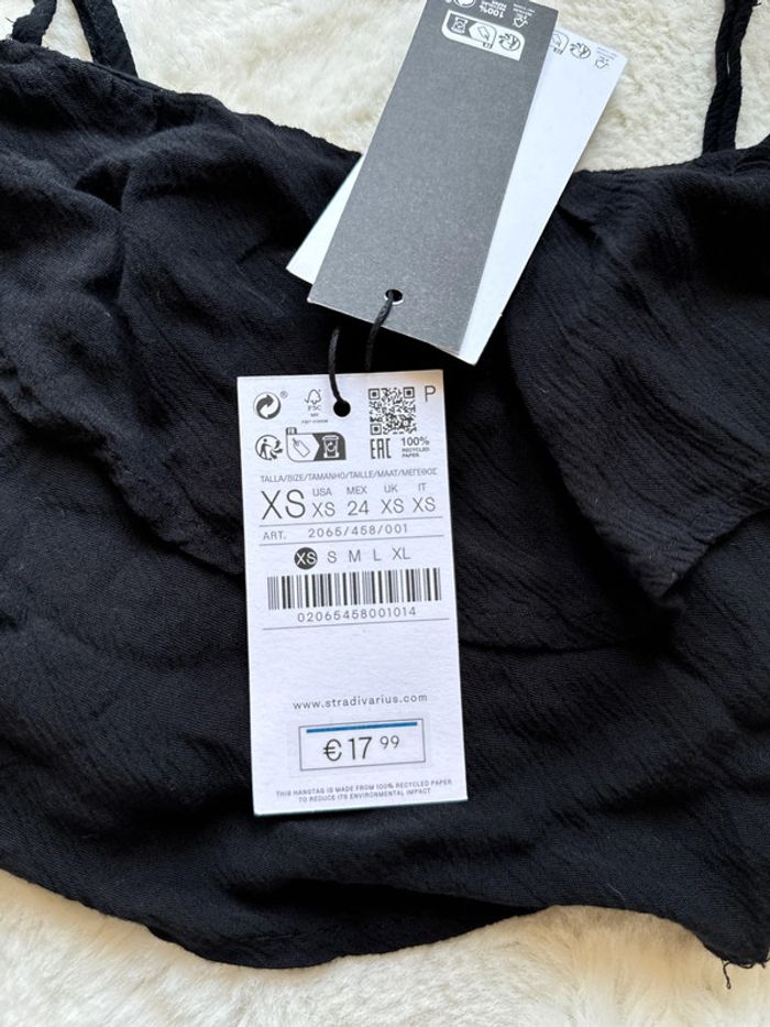 Haut shoulder top stradivarius XS - photo numéro 2