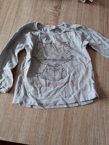 Haut hello kitty 2 ans