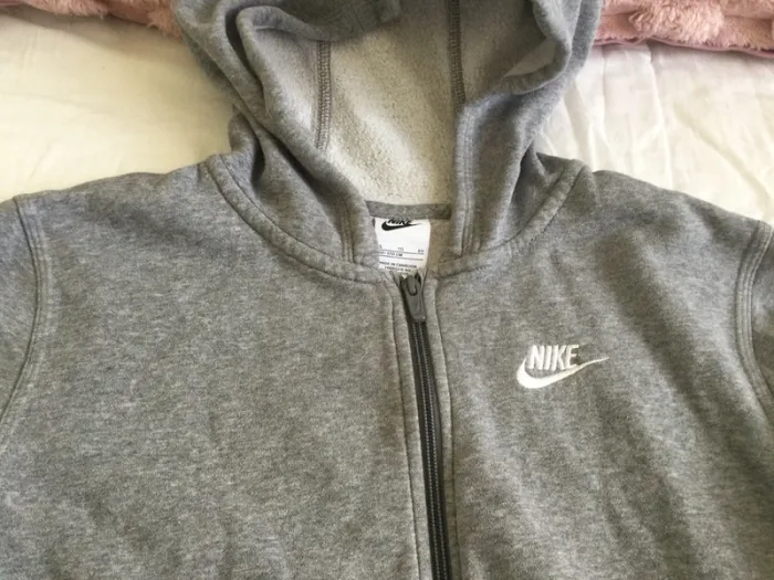 Sweet à capuche gris Nike - photo numéro 5