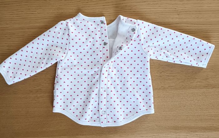 LOT : 1 pantalon + 3 gilets + 1 pull = 5 vêtements 6 mois 63-69 cm fille - photo numéro 8
