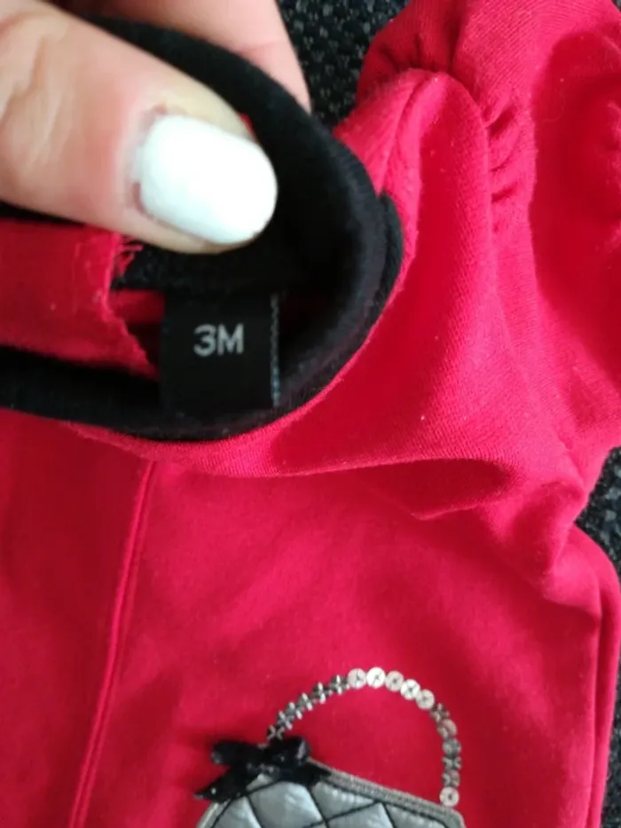 Magnifique robe rouge avec col roulé noir, bébé fille, 3mois, Pretty baby - photo numéro 3