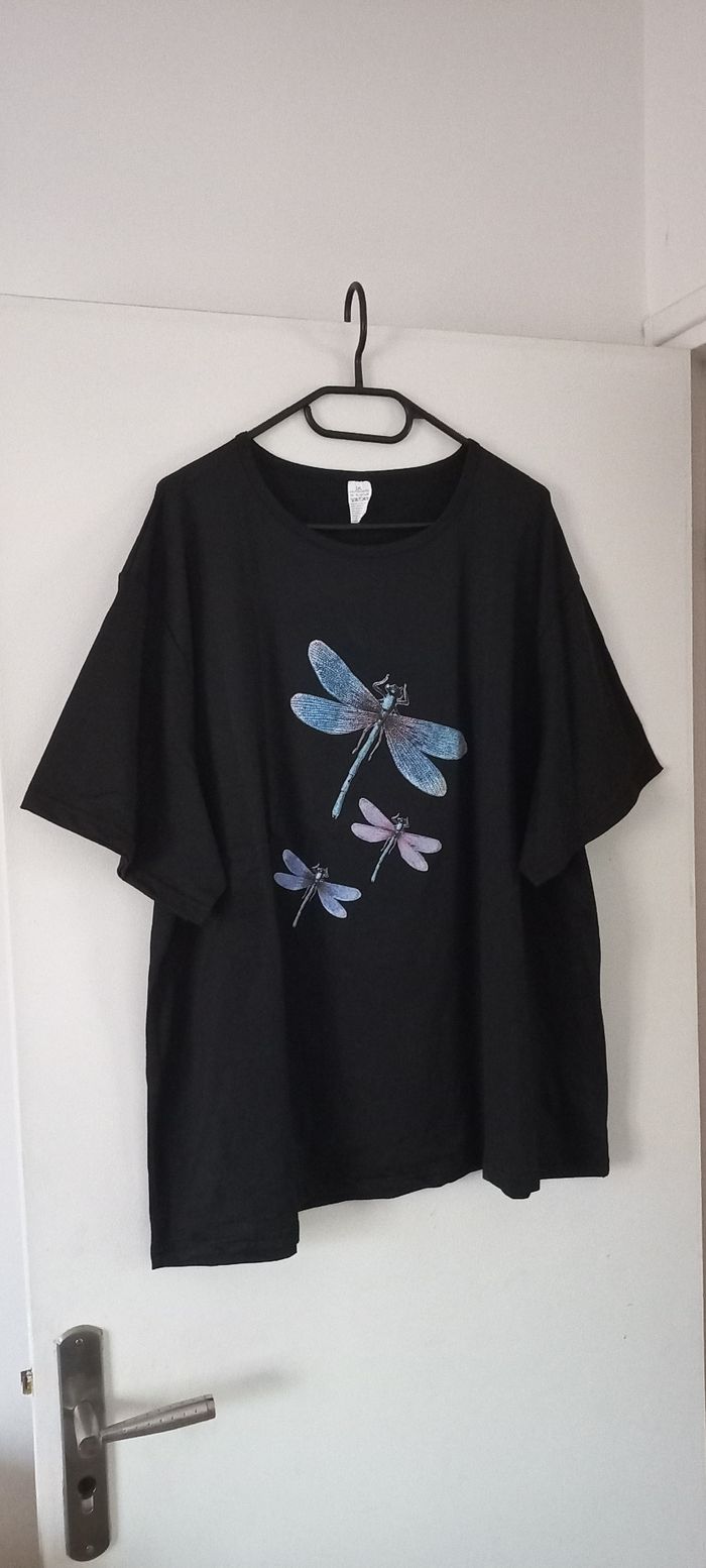Tee shirt motifs libellules