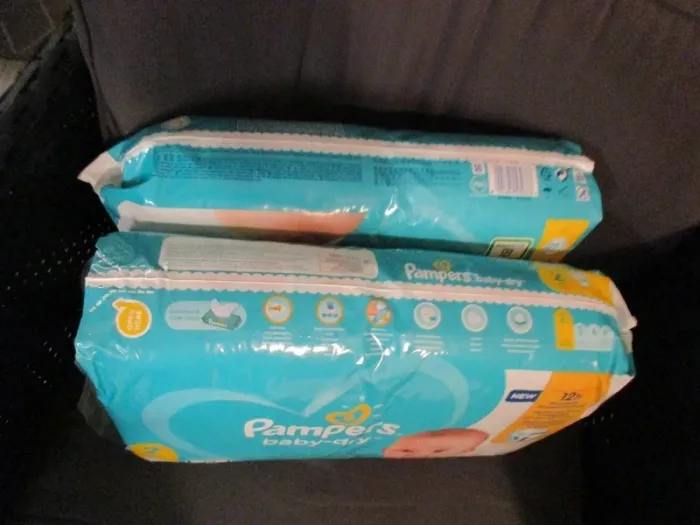 120 couches nves pampers baby dry dermatest T2,4/8 kgs,vlr+30 e - photo numéro 3