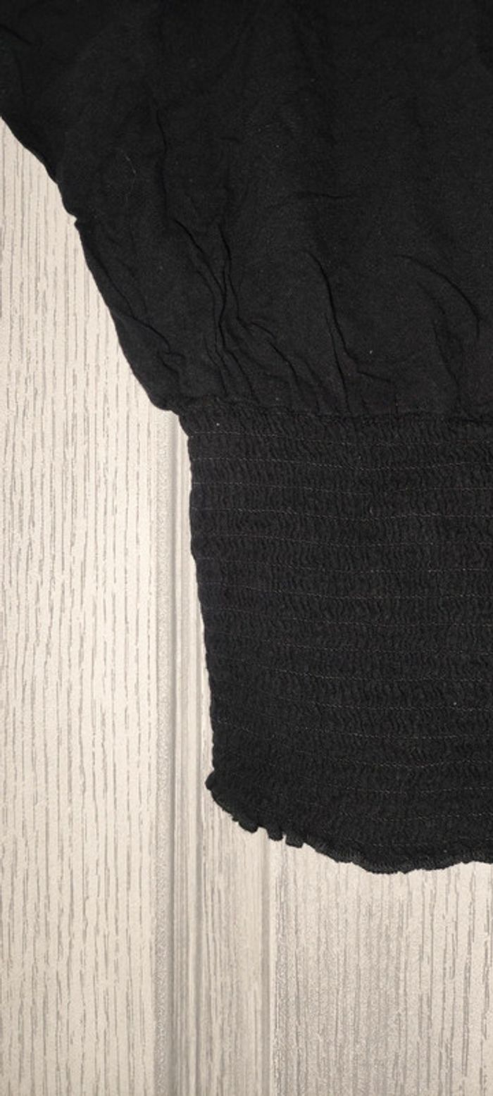 crop top manches courtes noire - photo numéro 4