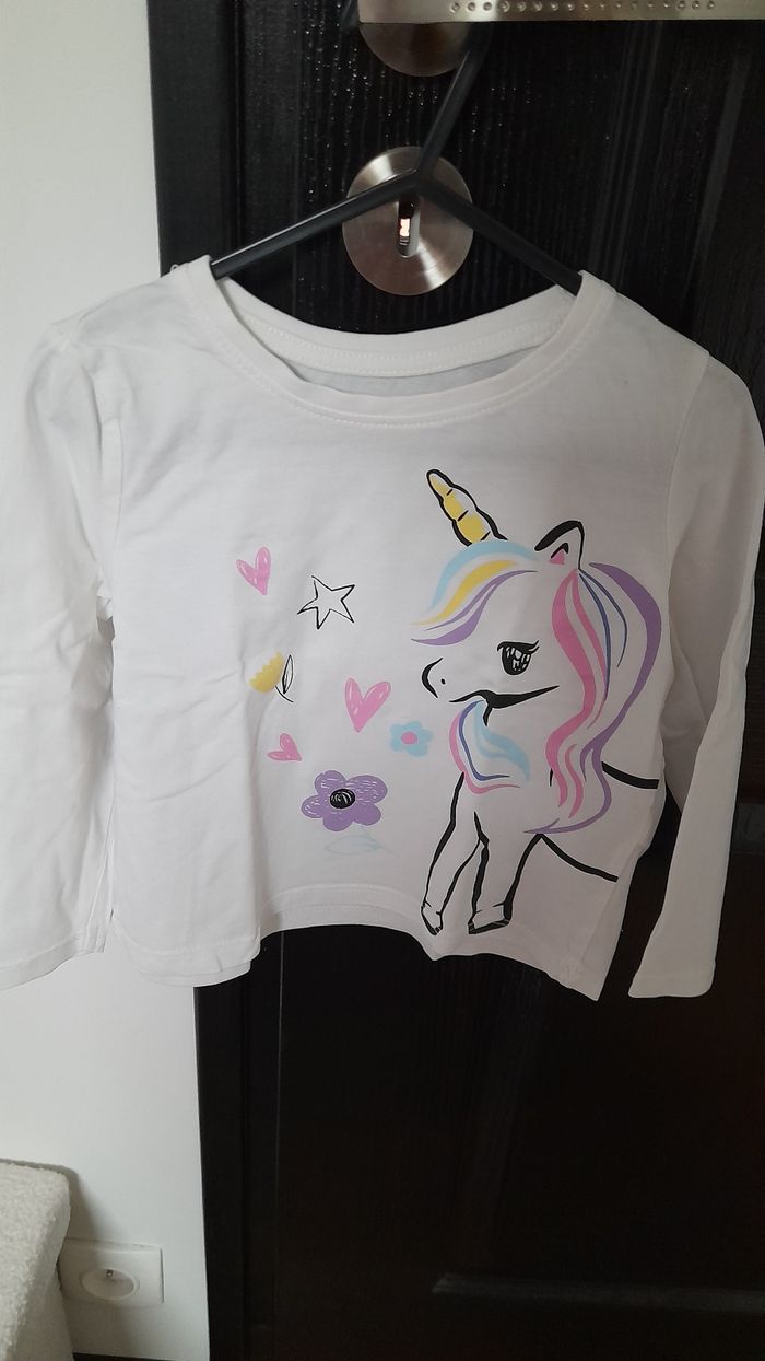 Lot T-shirt fille 3/4ans - photo numéro 4