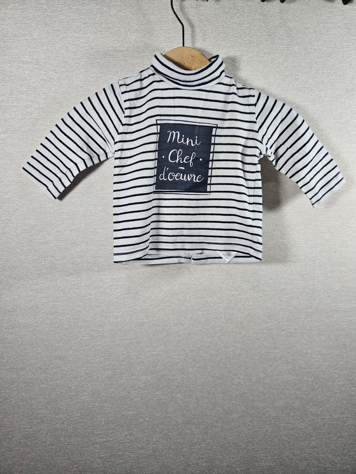 T-shirt à col roulé  gémo 3 mois