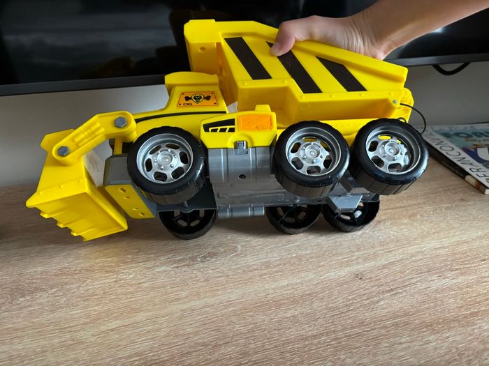 Gros camion Ruben chantier de la patrouille avec Stella et Chase - photo numéro 4