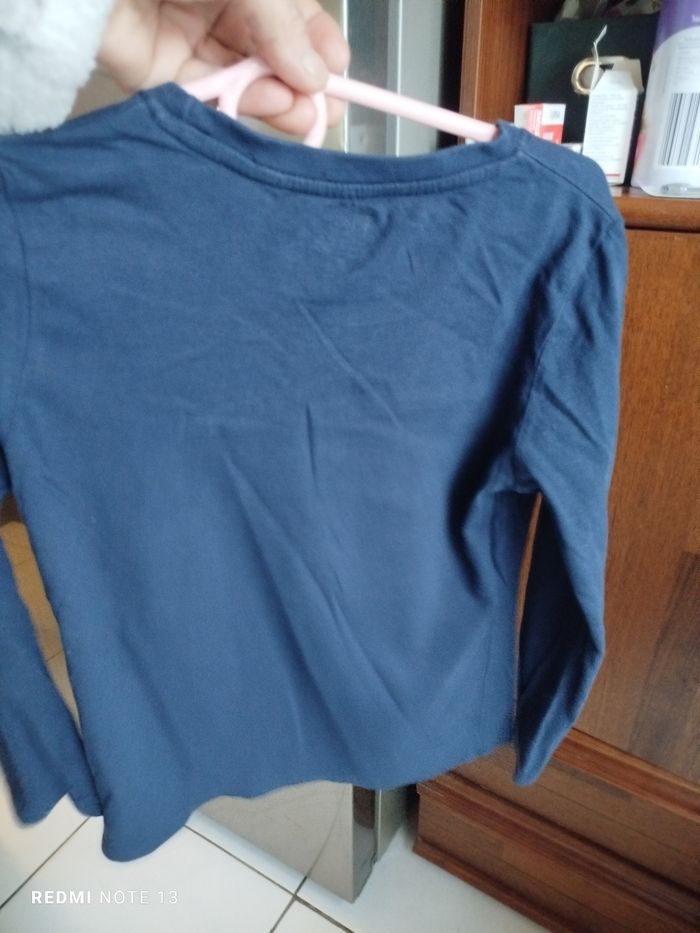 #kytie6ansgarcon. 2 Tee shirt manches longues taille 6 ans - photo numéro 7