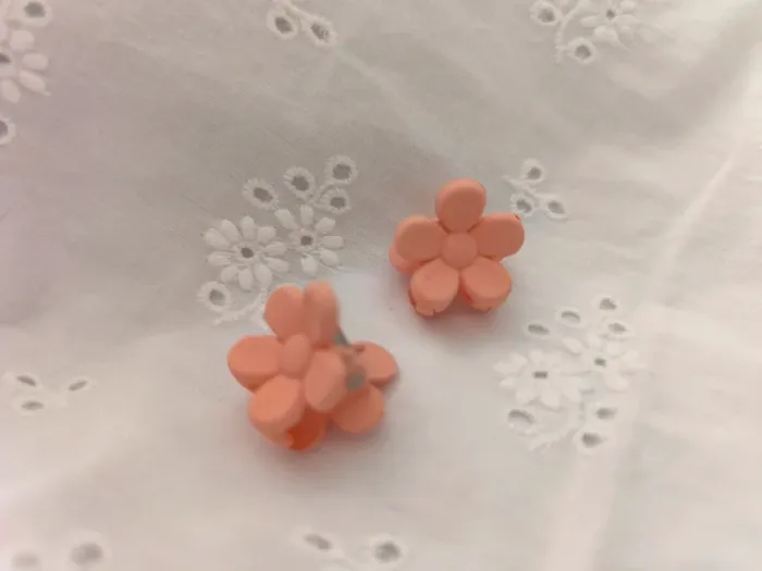 🌸 Lot de 4 mini pinces fleurs – Rose saumon & Violet 🌸 - photo numéro 6