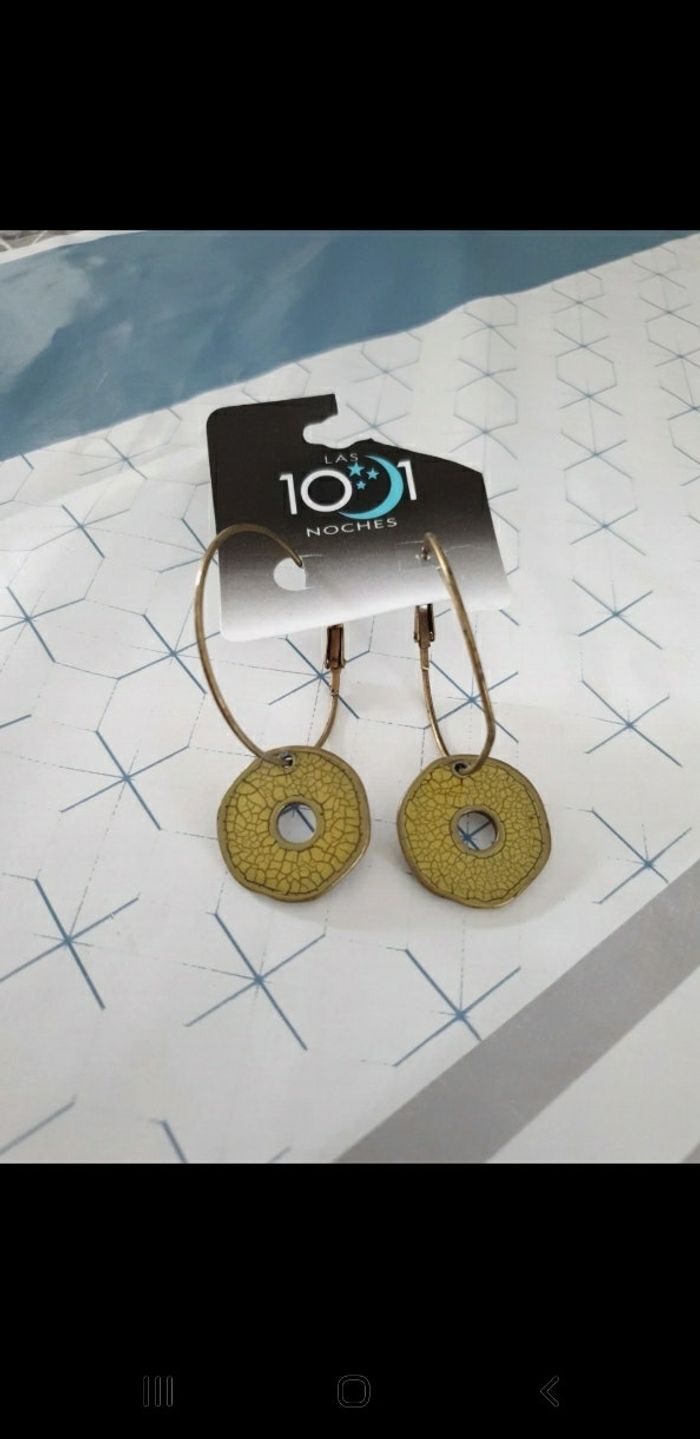 Boucle d oreille fantaisie
