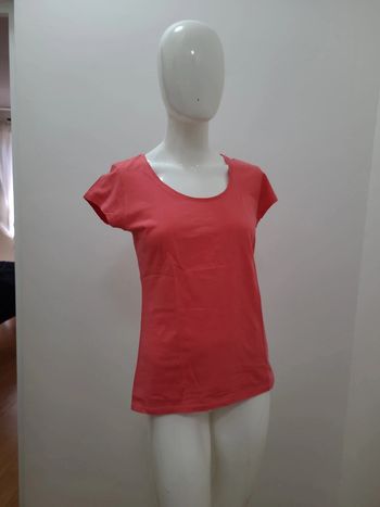 T shirt Taille M marque LH