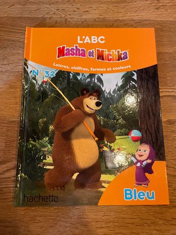 Livre Masha et Michka Lettres Chiffres formes et couleurs Numéro 32 La couleur Bleu