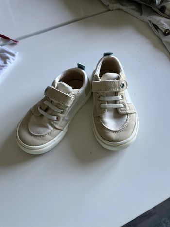 Chaussures en toile