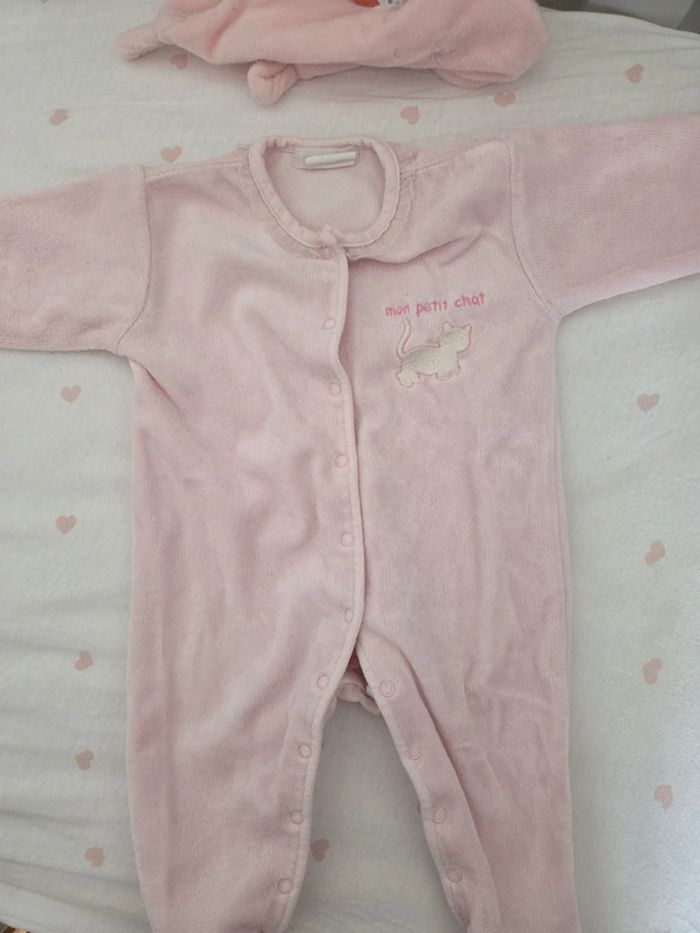 Pyjama velours 3 mois fille - photo numéro 2