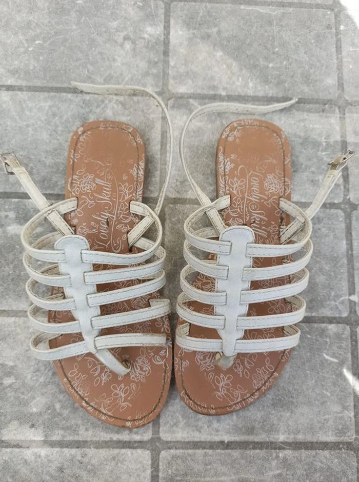 sandalettes blanches pointure 34