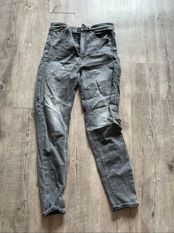 Jean Skinny gris foncé