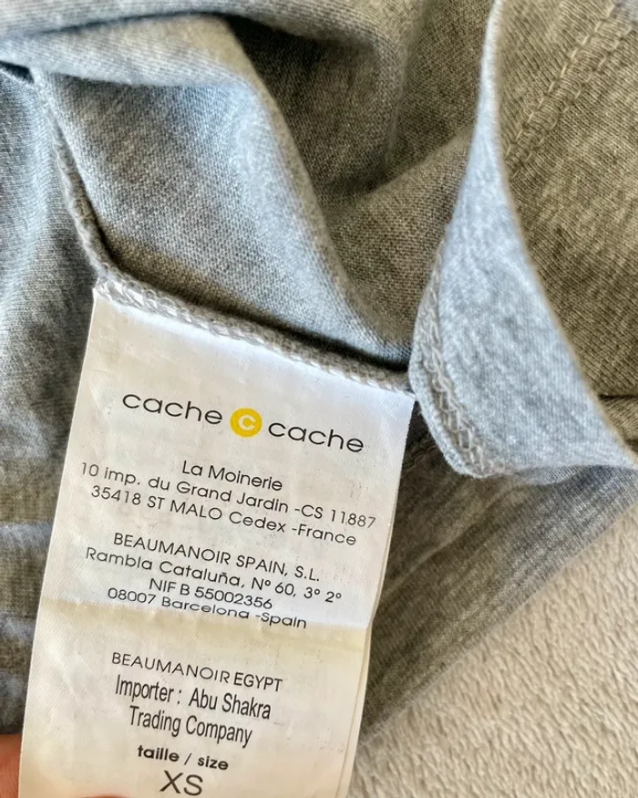 #T-shirt Cache cache 🍀 - photo numéro 7