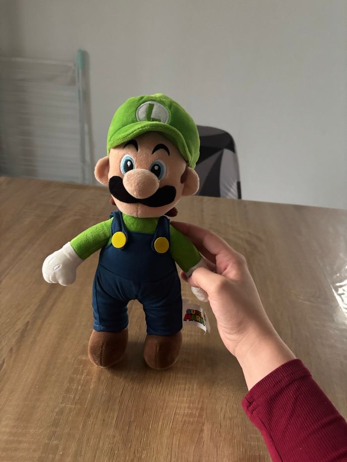 Peluche luigi