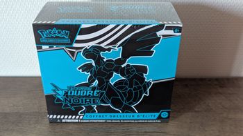 Carte Pokémon " ETB EV10.5 - Foudre Noire"