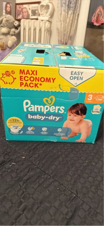 Pampers baby dry taille 3 neuf 