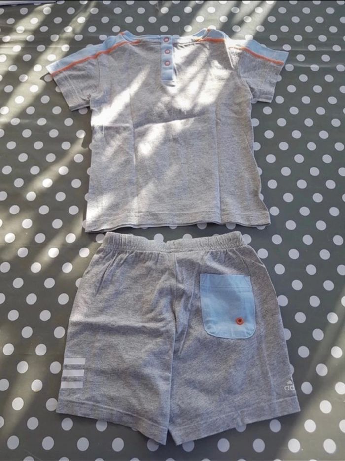 Ensemble Adidas 12-18 mois - photo numéro 2