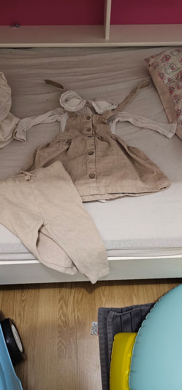 2 Robe 9 mois - photo numéro 2