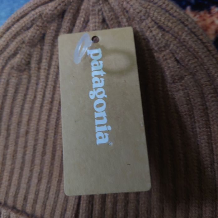 Bonnet Patagonia Marron neuf, jamais porté, avec étiquettes d’origine. - photo numéro 2