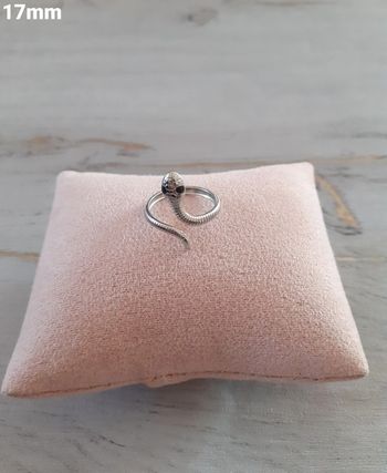 Bague serpent argentée