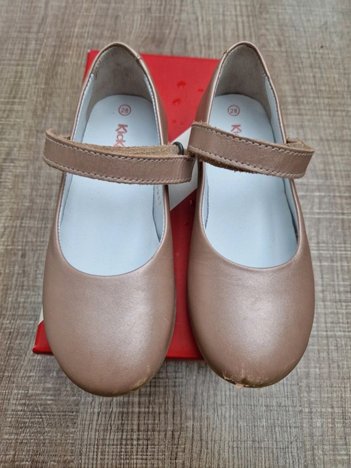 Ballerines Kickers rose 28 en bon état