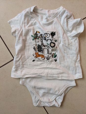 Body t-shirt garçon 9 mois