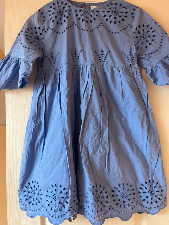 robe broderie zara bleu 11/12ans - photo numéro 3