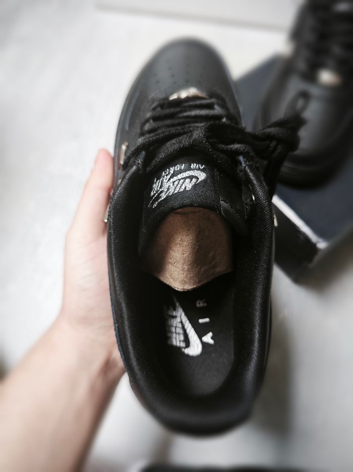 Nike Air Force One LV - Taille 36.5 - photo numéro 7