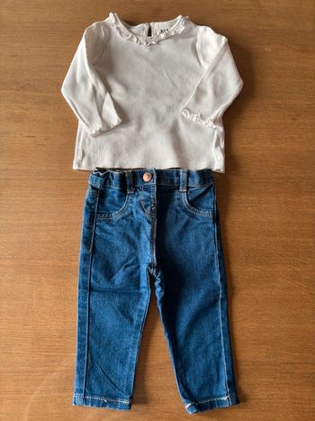 Ensemble jeans et son tee-shirt manches