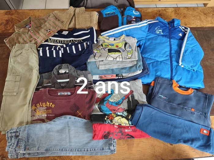 Lot vêtements garçon 2 ans 24 mois