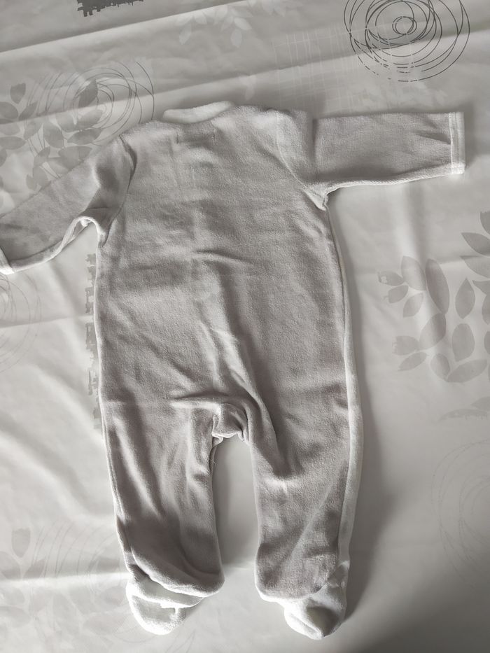 Pyjama - photo numéro 6