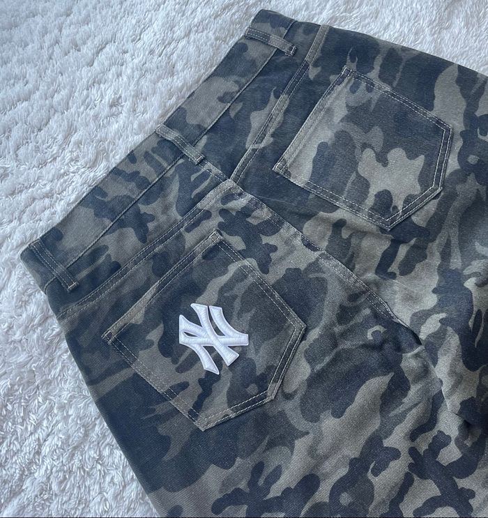 Jean baggy camouflage streetwear custom NY Yankees - Taille M - photo numéro 4