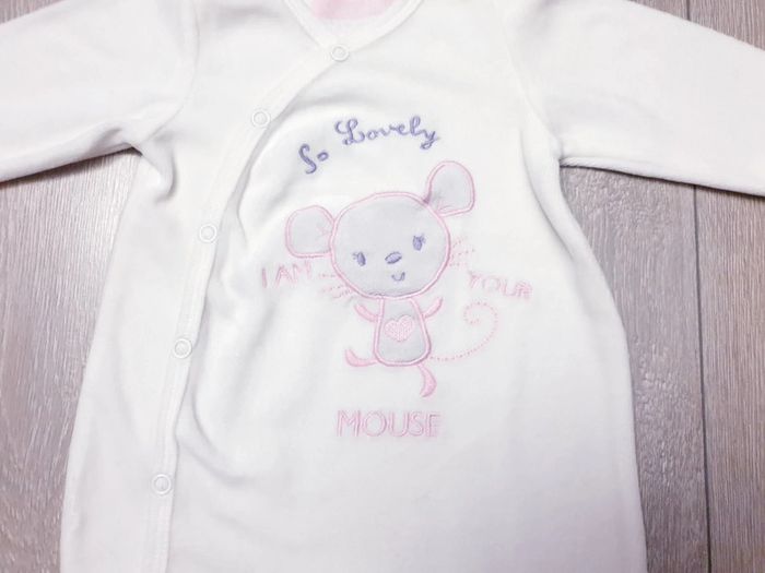 Pyjama blanc . Fille 3 mois. Marque In Extenso - photo numéro 2