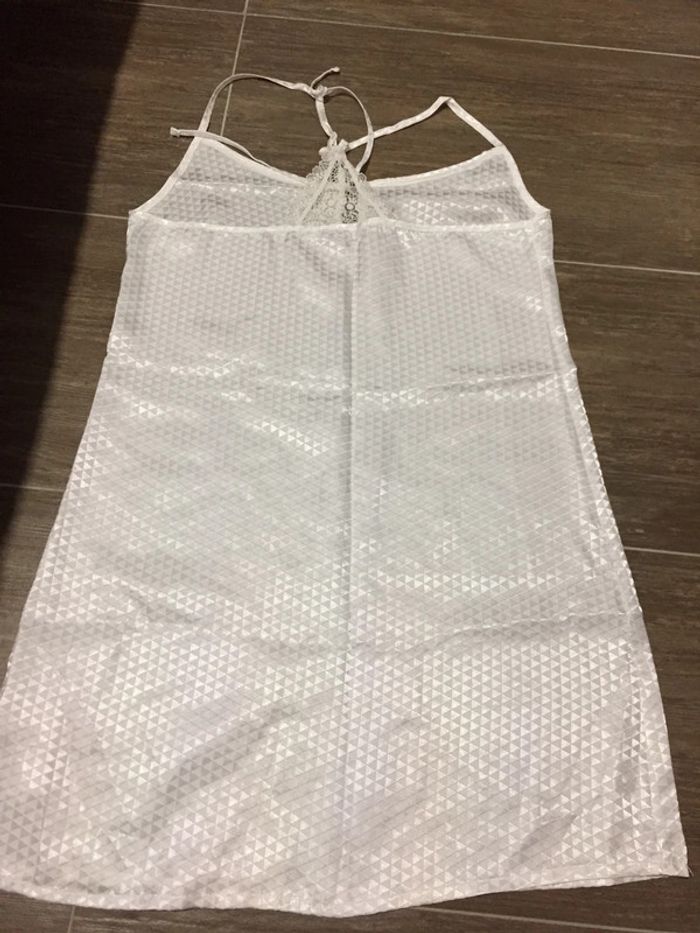 Nuisette blanche - photo numéro 3