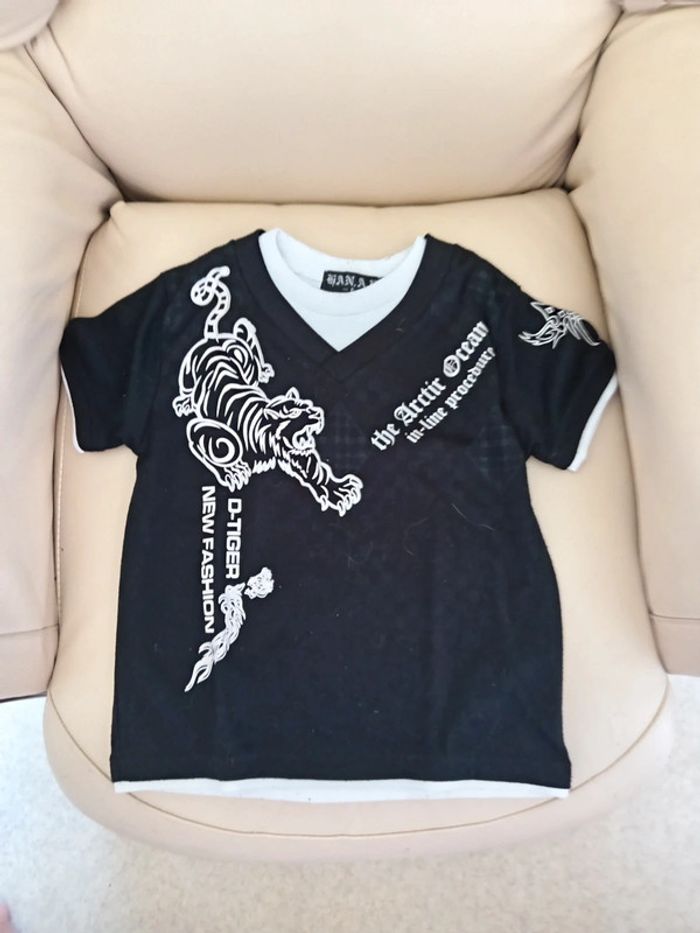 Lot de 8 t-shirts taille 5 ans - photo numéro 8