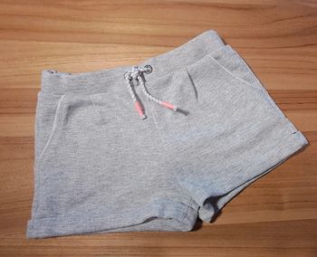 Short chino