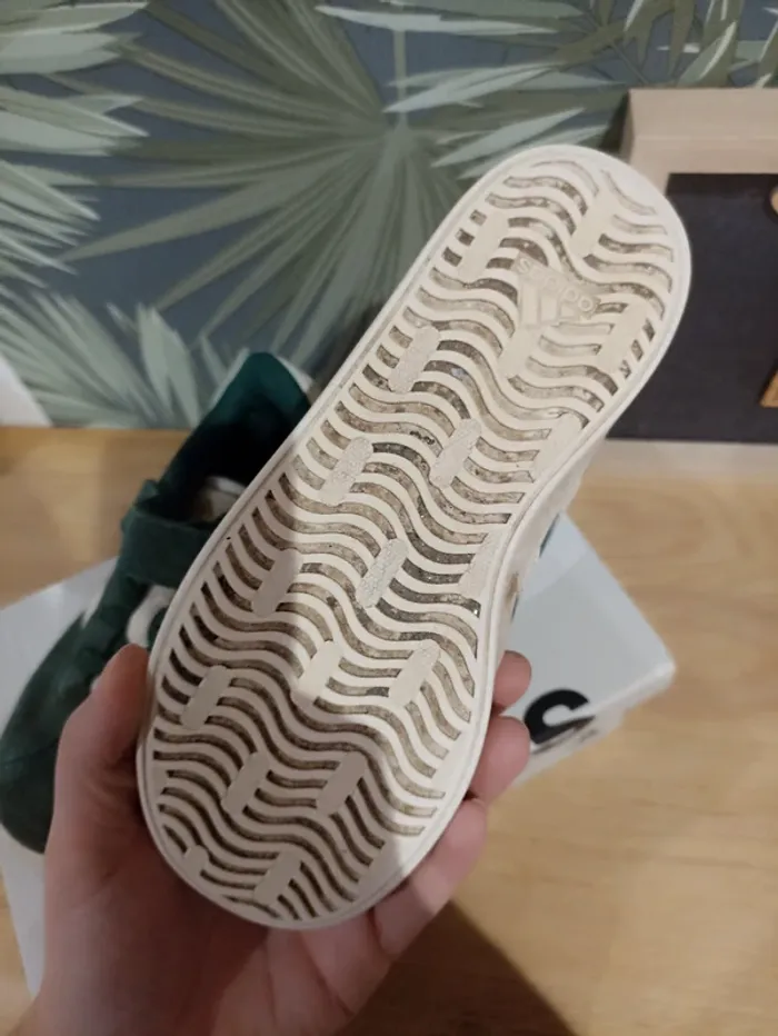 Baskets adidas vertes taille 31 - photo numéro 3