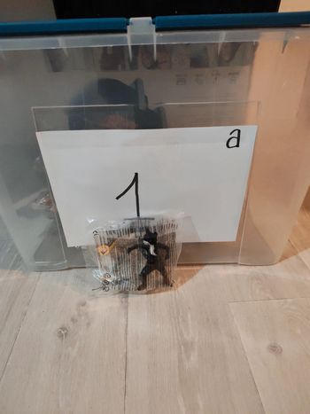 Figurine McDonald's le chat beauté.