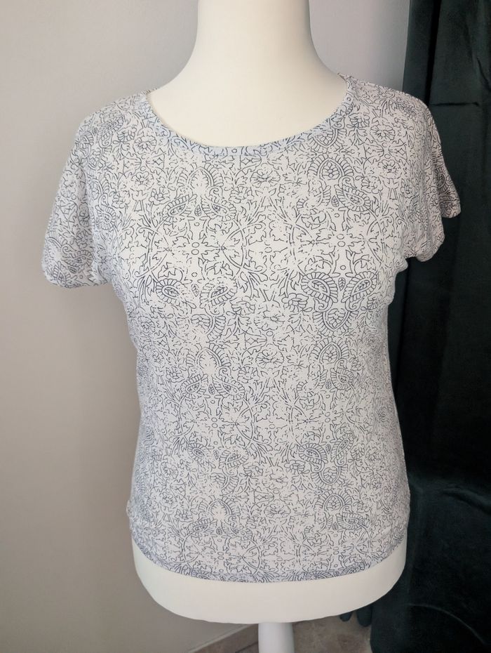 Tee shirt