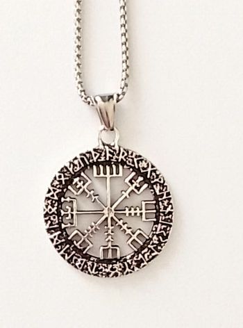 Chaîne + pendentif viking