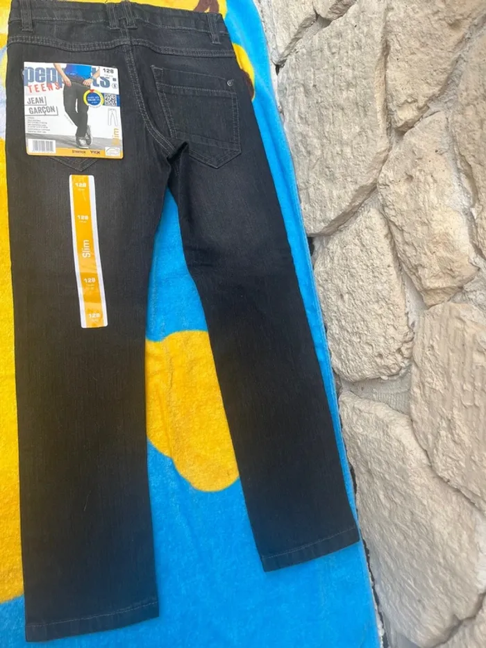 Jean’s pepperts noir slim 7/8 ans - photo numéro 2