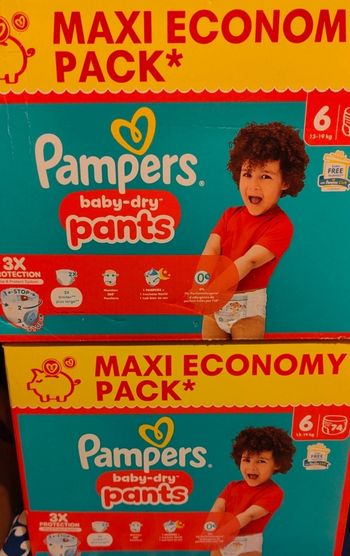 Couches Pampers 