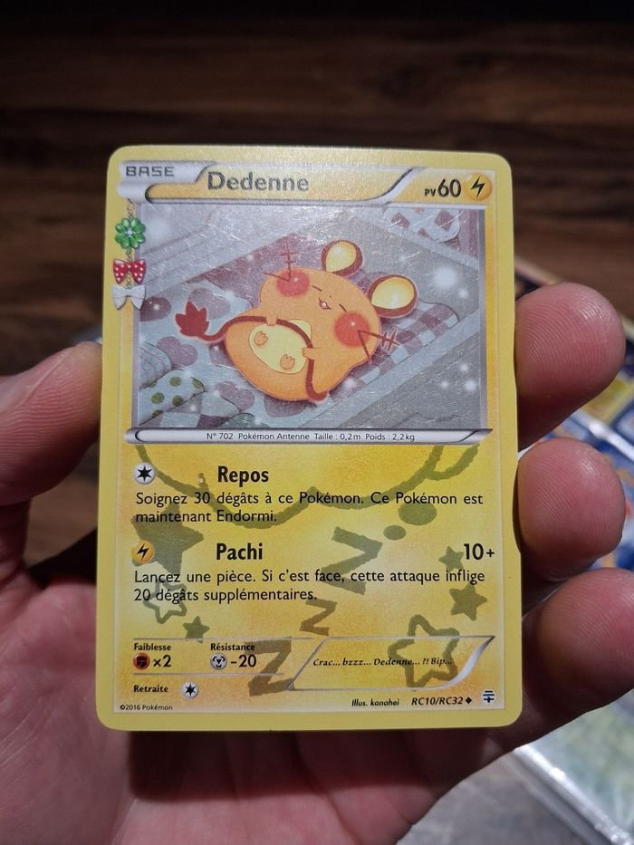 carte Pokemon Dedenne Holographique RC10/RC32 - photo numéro 2