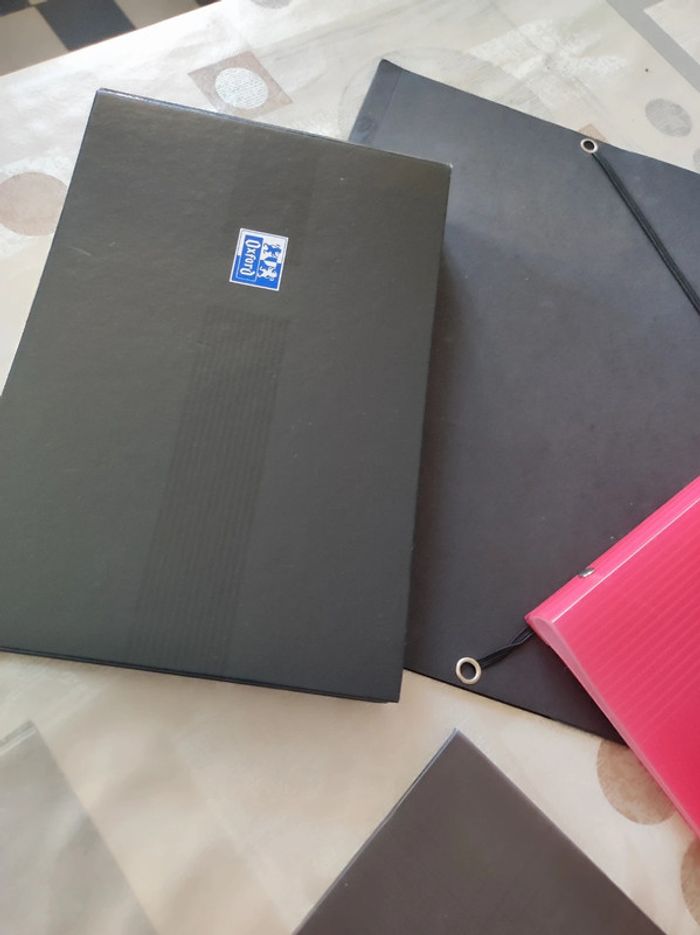 Lot de fournitures scolaires - photo numéro 4
