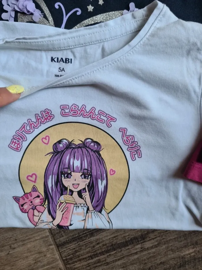 Lot 4 tee-shirts 5 ans kiabi - photo numéro 3
