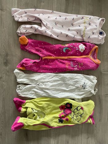 Lot de 4 pyjamas 3 mois